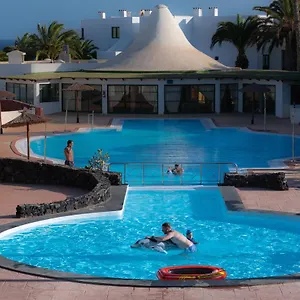 apartamento-en-playa-roca-primer-linea-de-mar-05.in-canary-islands.com/